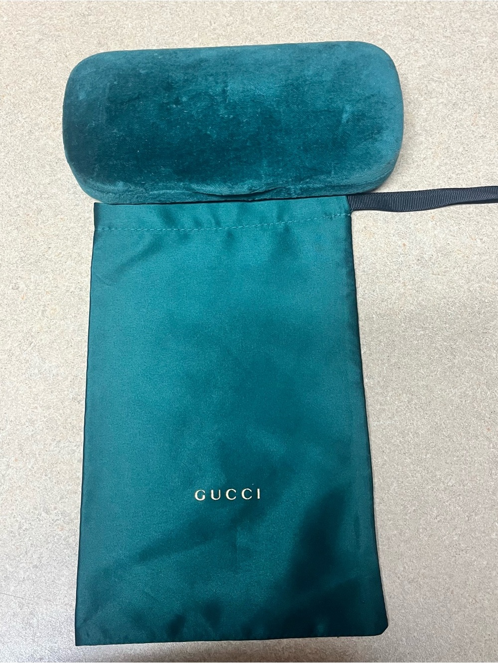 Gucci Sunglasses Eyeglasses Case Green Velvet Clamshell & Satin Bag